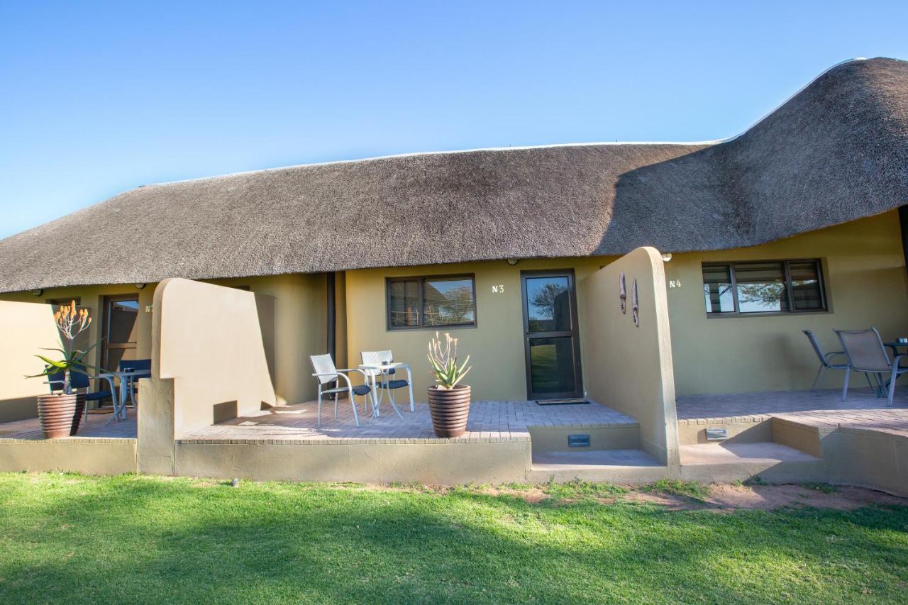 Lapa Lange Game Lodge Mariental Dış mekan fotoğraf