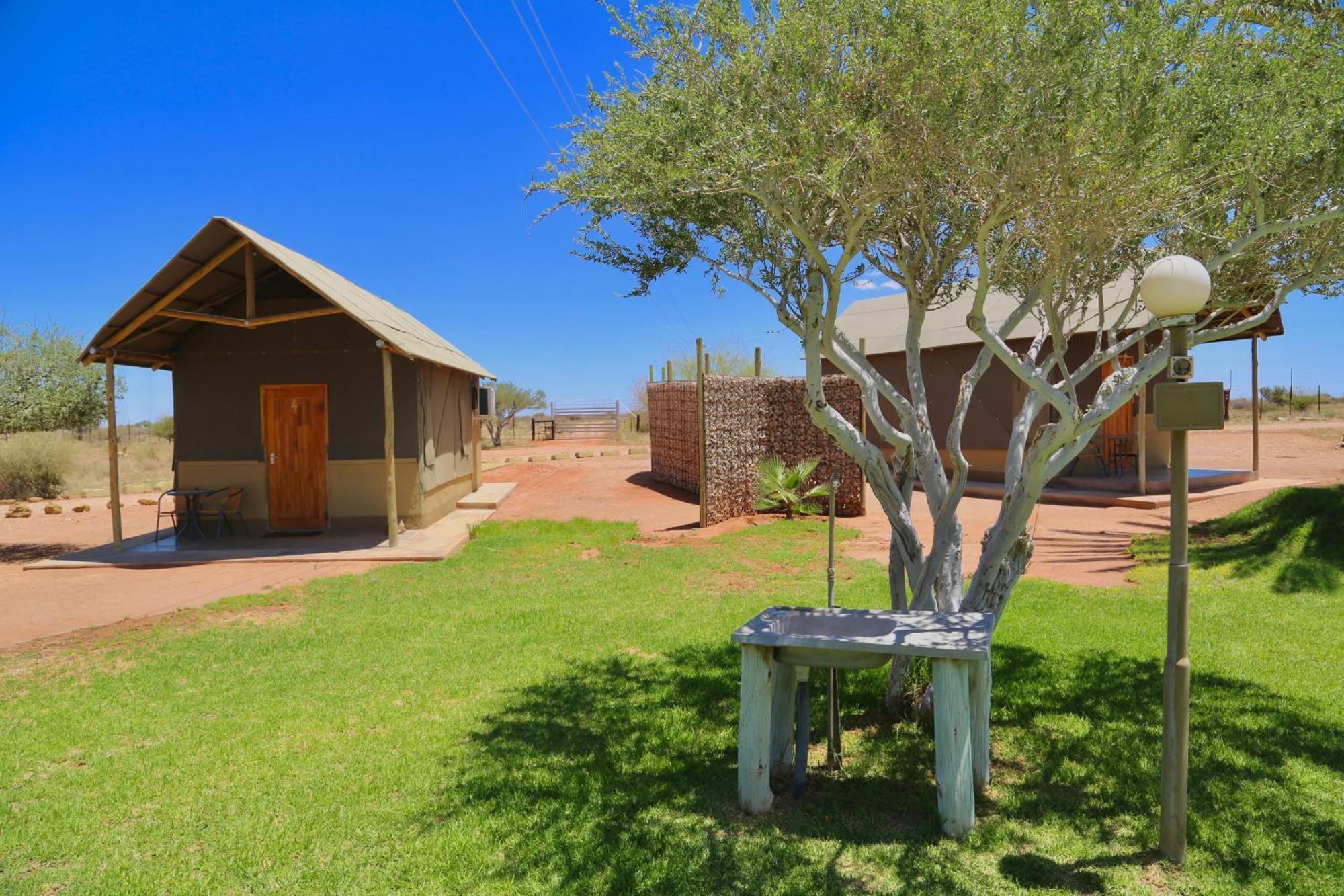 Lapa Lange Game Lodge Mariental Dış mekan fotoğraf